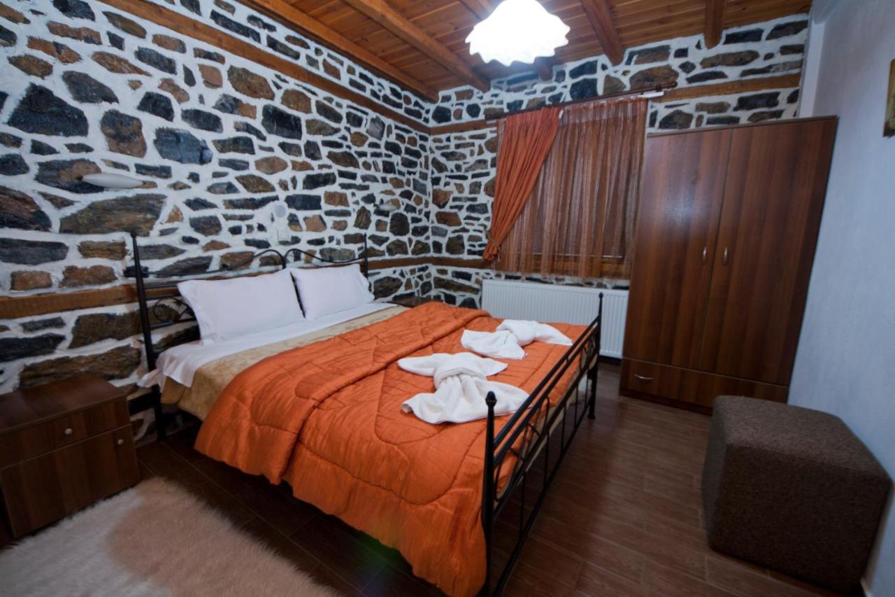 Traditional Guesthouse Siantsis Agios Athanasios  Buitenkant foto